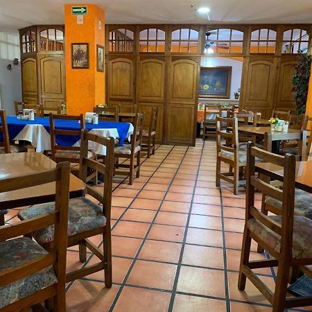 Hotel Las Fuentes Los Mochis Exterior photo