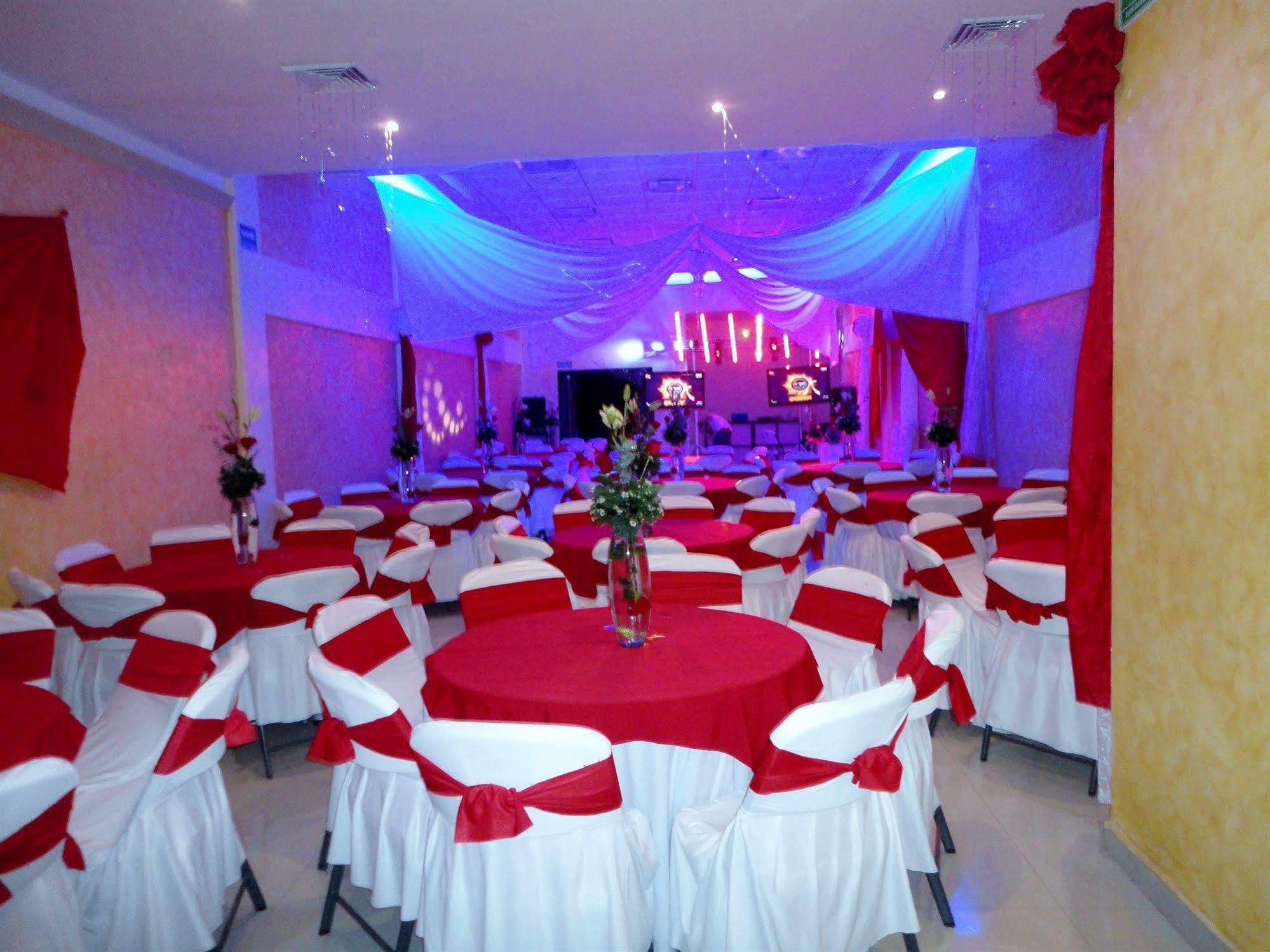 Hotel Las Fuentes Los Mochis Exterior photo